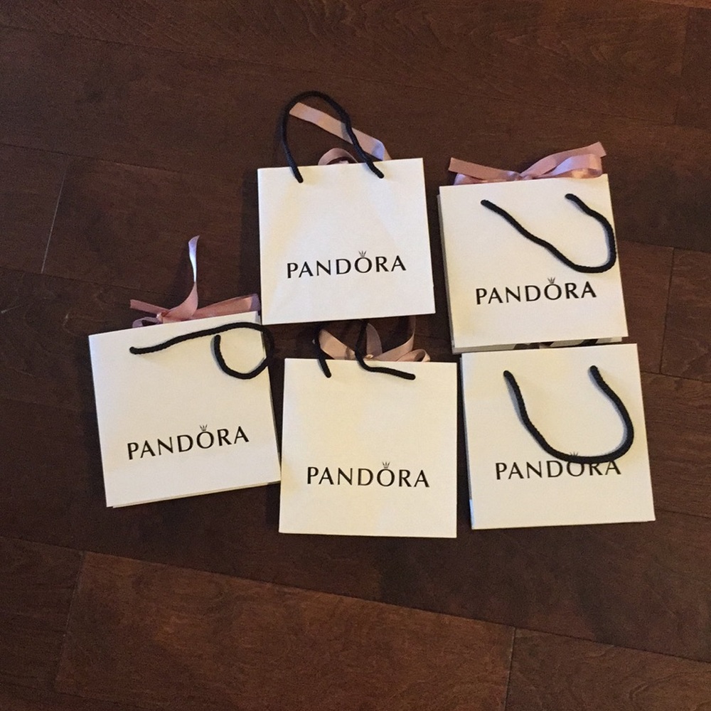 5 Pandora Gift bags